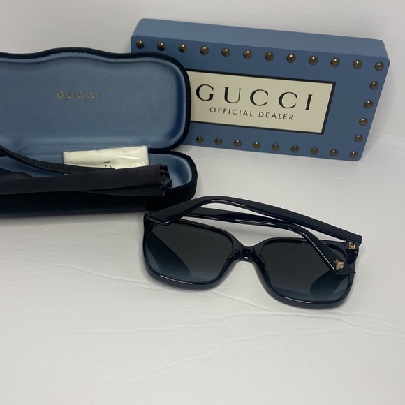 New  GUCCI GG0022S 001 Rectangular shape with GG interlocking metal logos - Picture 12 of 15